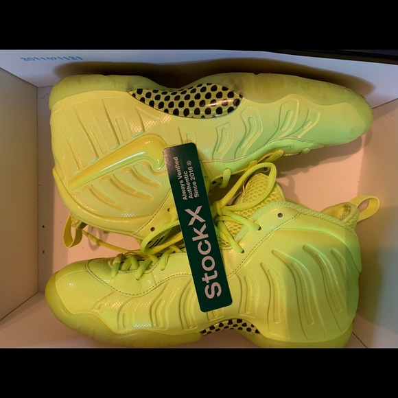 Nike Foams 6.5 lime green - Picture 1 of 5